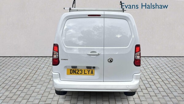 Used Vauxhall Combo 2023 for sale - 76218473: Photo 4