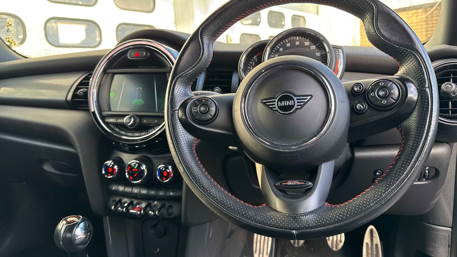 Used MINI Hatch 2019 for sale - 76390715: Photo 5