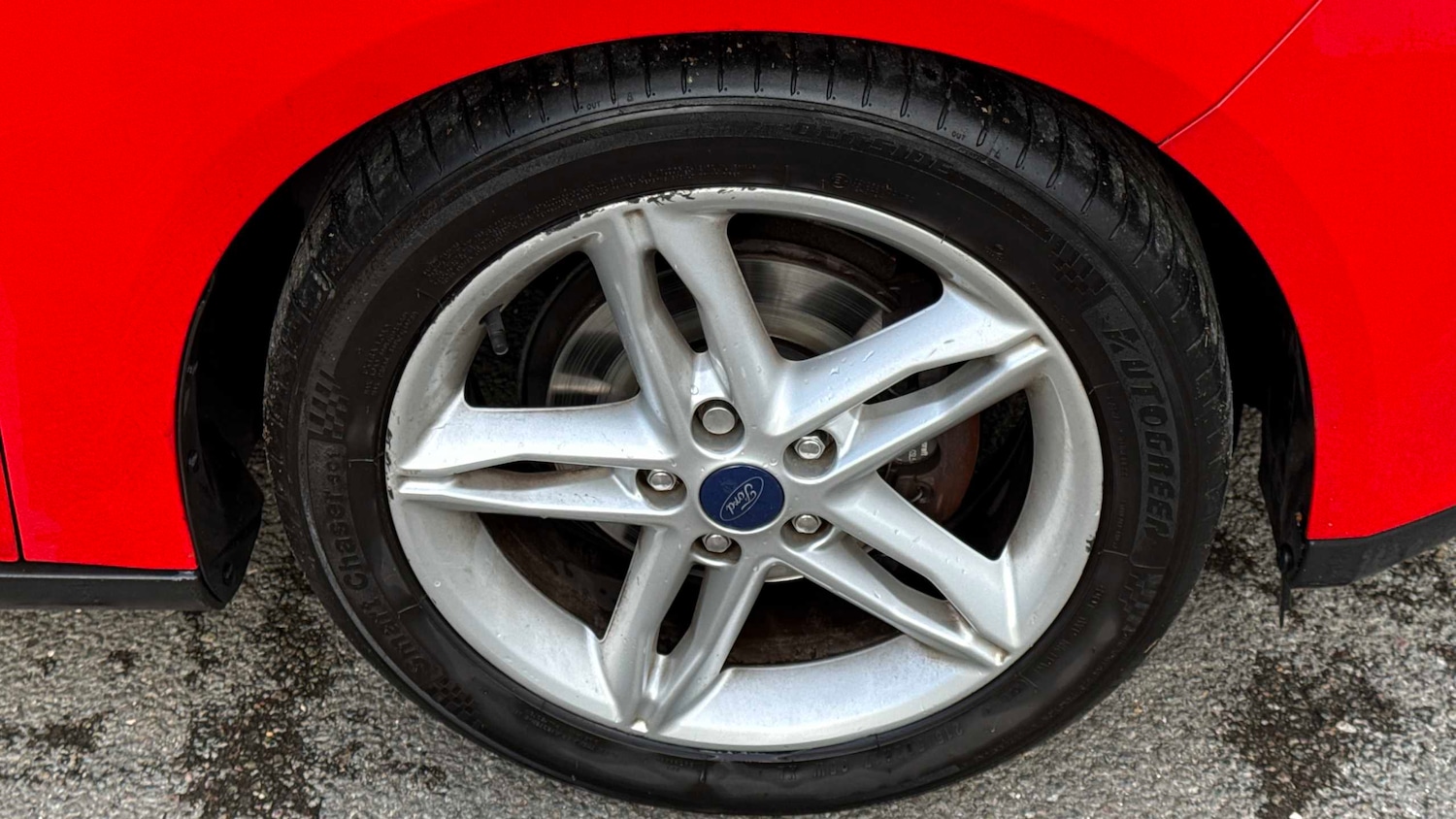 Used Ford Focus 2015 for sale - 76401450: Photo 4