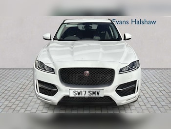 Used Jaguar F-Pace 2017 for sale - 77787071: Photo