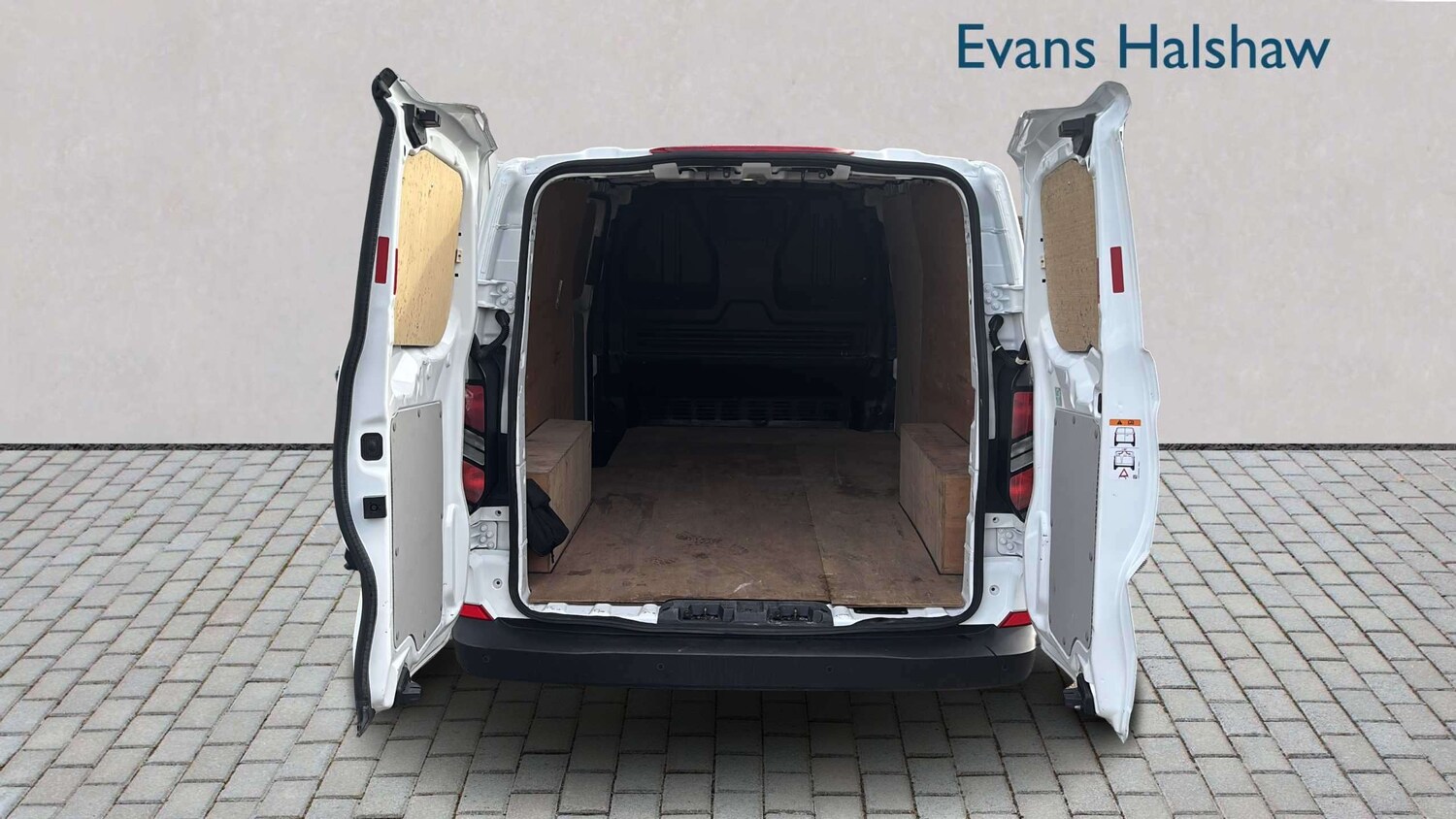 Used Ford Transit Custom for sale - 77860840: Photo 6