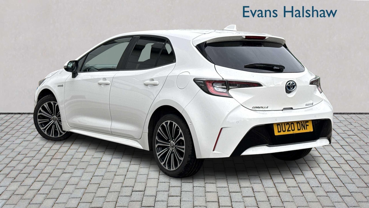 Used Toyota Corolla 2020 for sale - 76373796: Photo 2