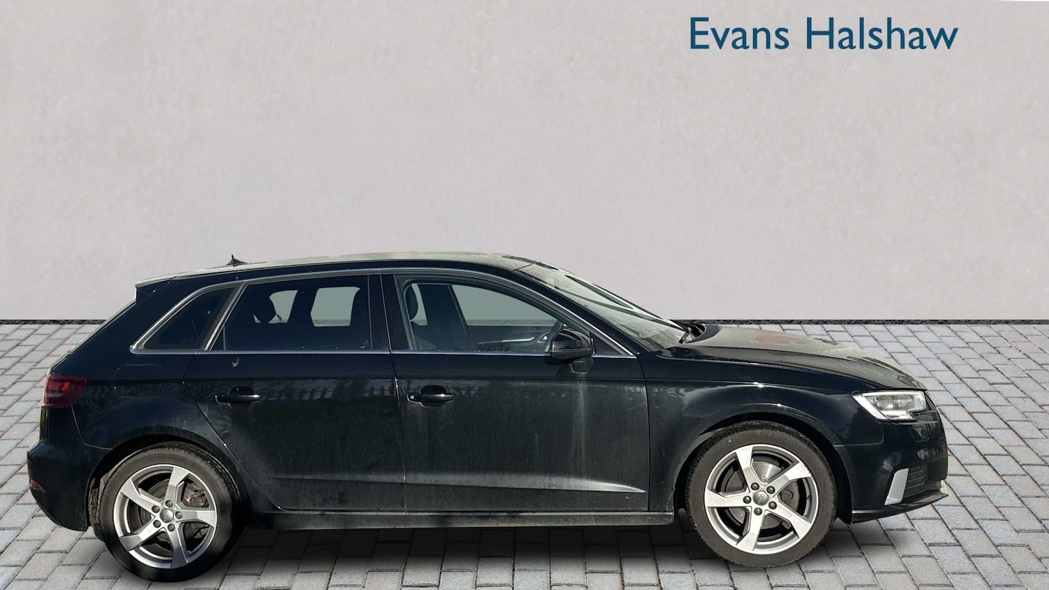 Used Audi A3 2018 for sale - 76789425: Photo 2