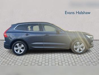 Used Volvo XC60 2021 for sale - 77239868: Photo