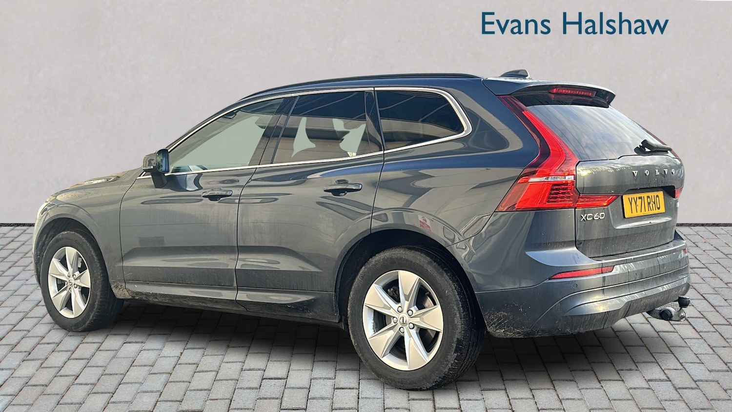 Used Volvo XC60 2021 for sale - 77239868: Photo 3