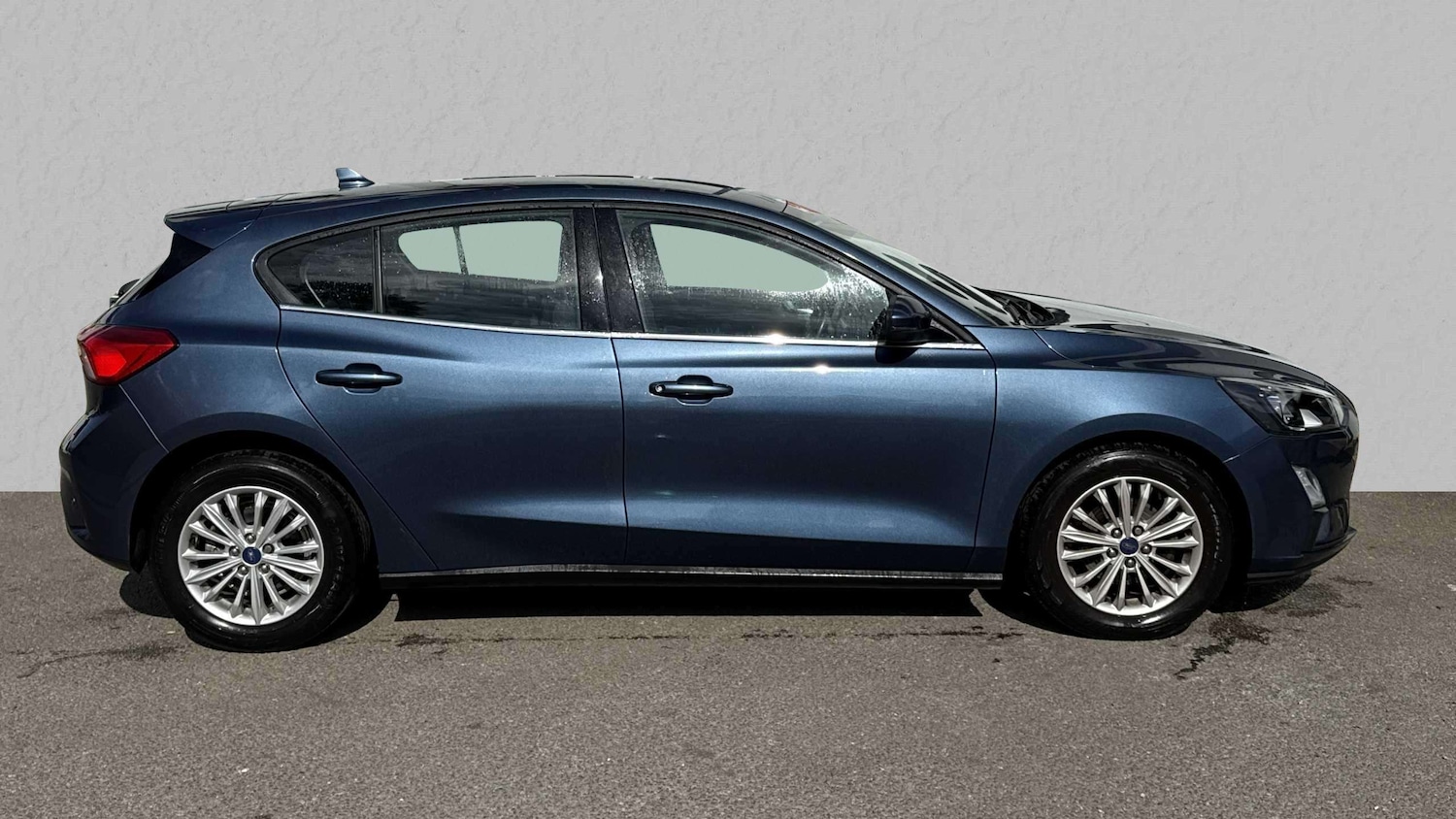 Used Ford Focus 2022 for sale - 76100616: Photo 2
