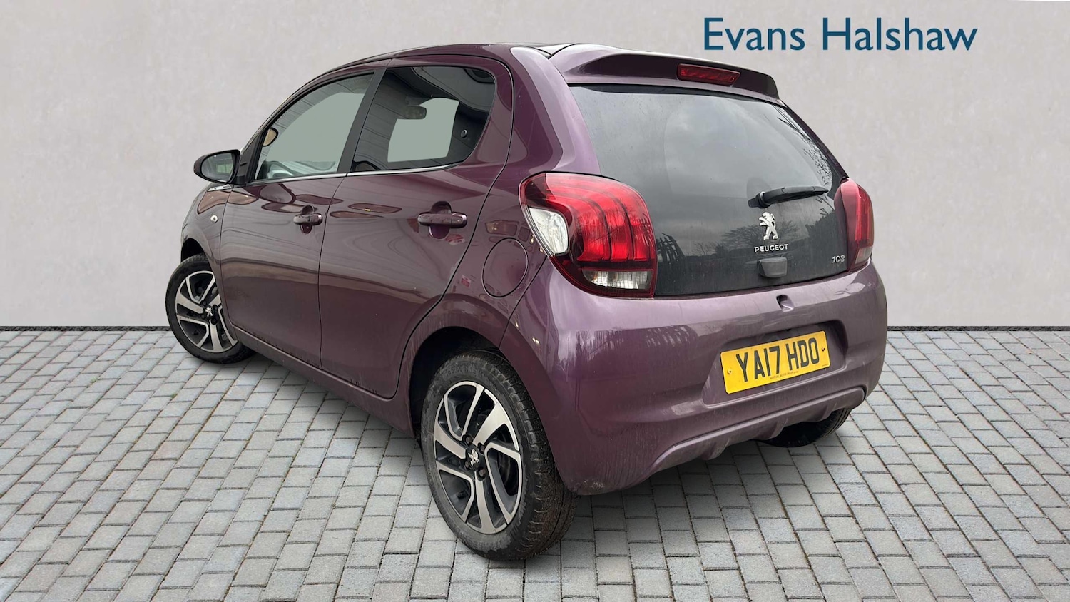 Used Peugeot 108 2017 for sale - 77414943: Photo 2