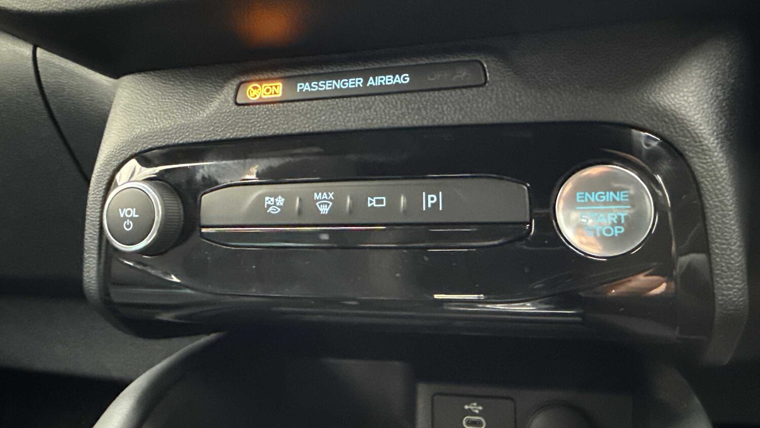 Used Ford Kuga 2024 for sale - 75993913: Photo 18