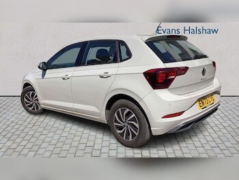 Used Volkswagen Polo 2024 for sale - 78352009: Photo