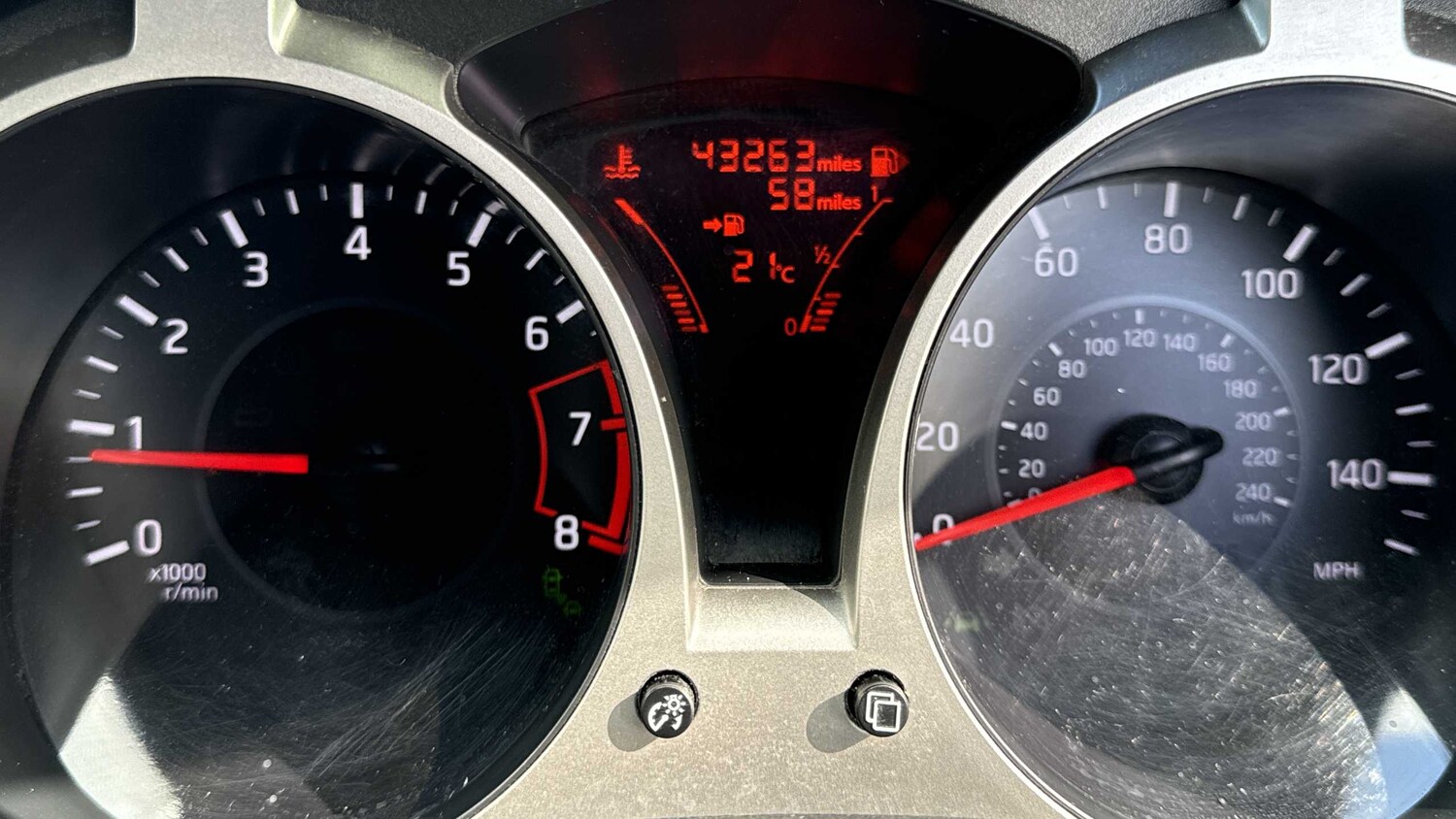 Used Nissan Juke 2016 for sale - 76022419: Photo 19