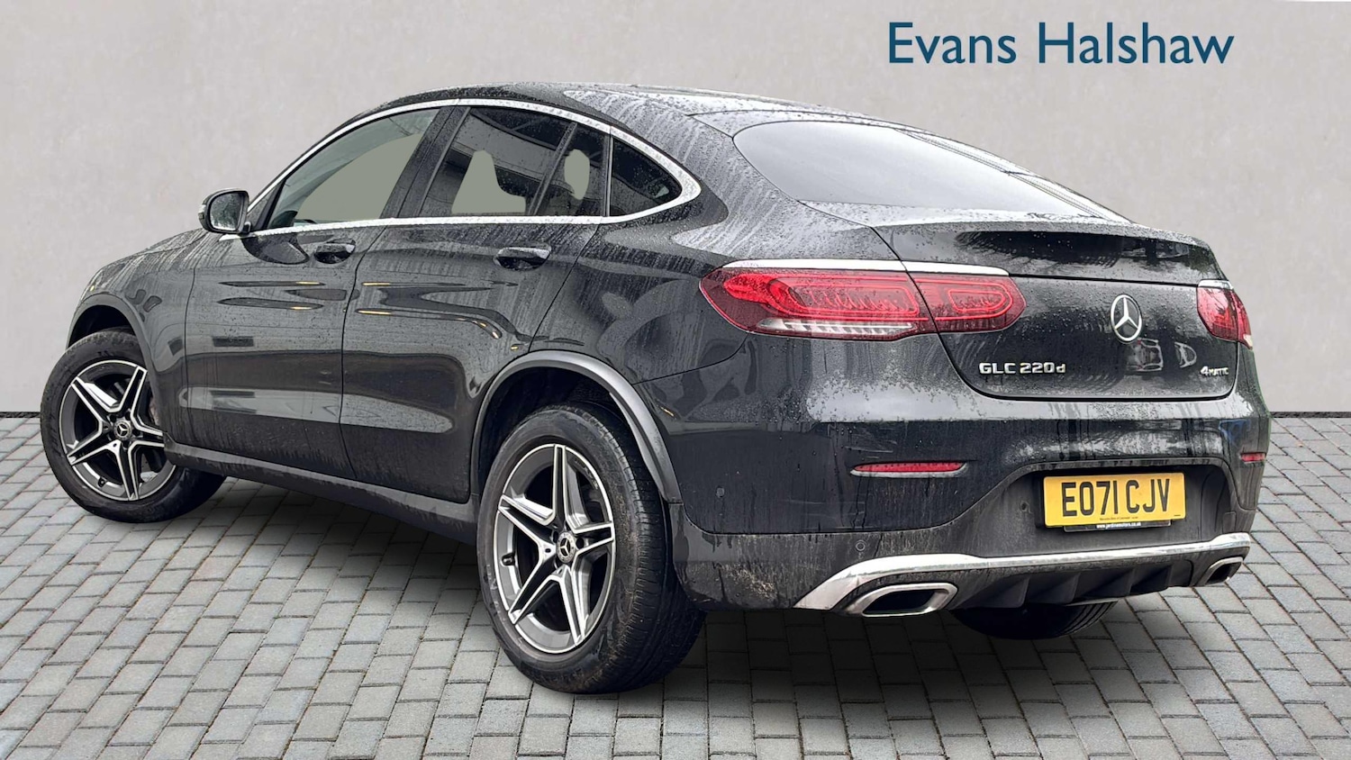 Used Mercedes-Benz GLC 2021 for sale - 77648964: Photo 2