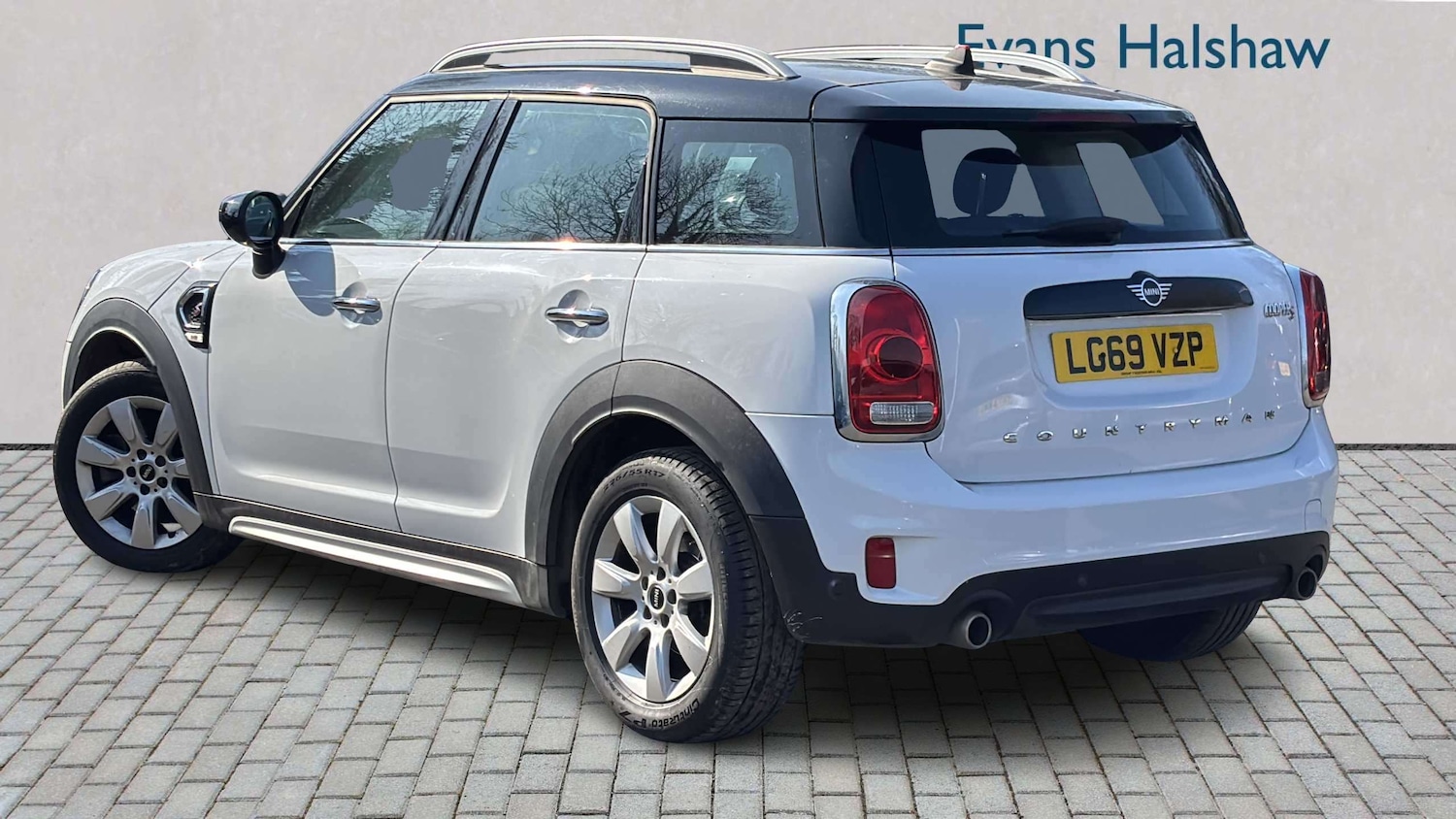Used MINI Countryman 2019 for sale - 77972582: Photo 2