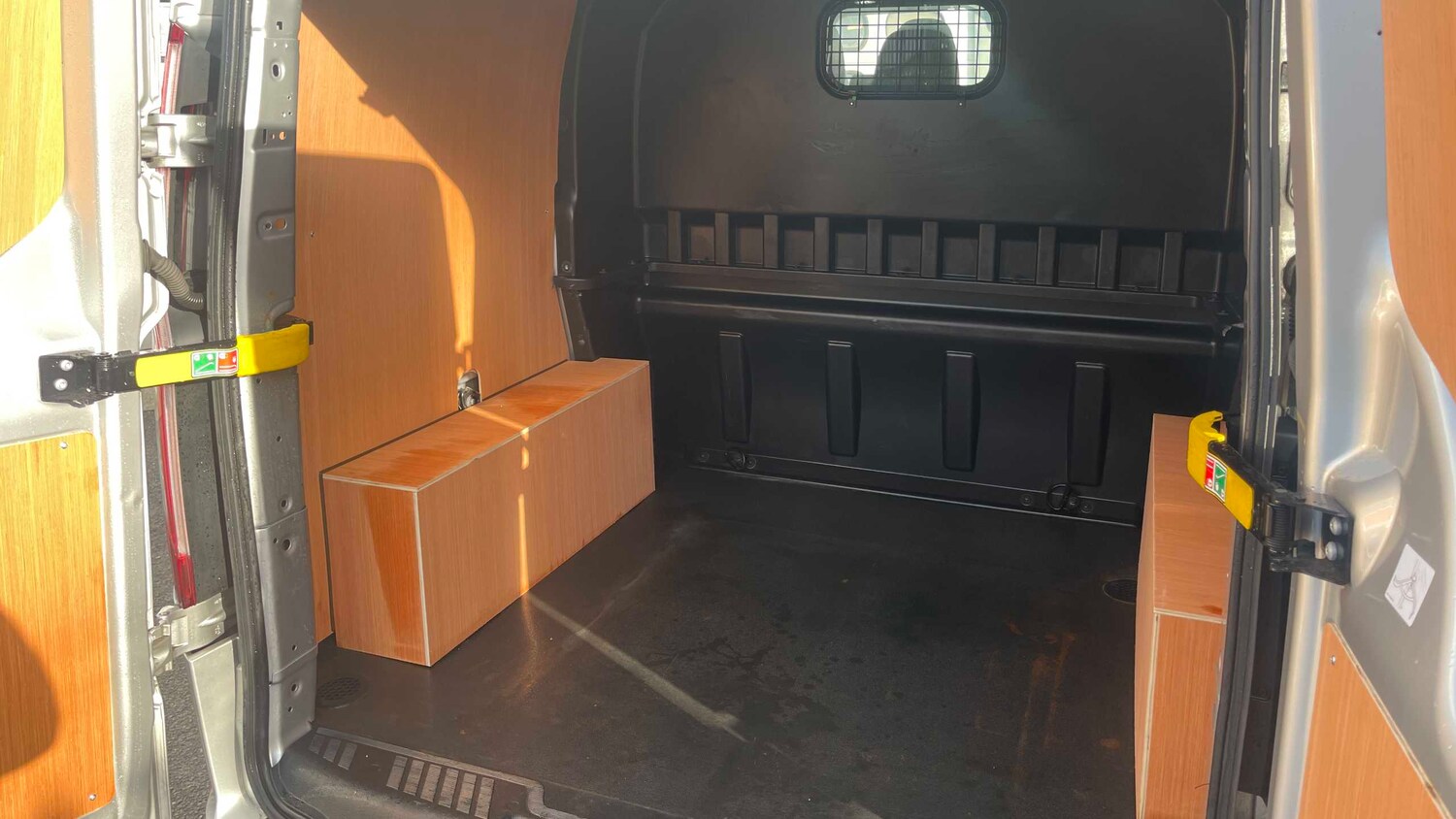 Used Ford Transit Custom 2022 for sale - 76564479: Photo 21