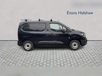Used Vauxhall Combo 2022 for sale - 76272109: Photo