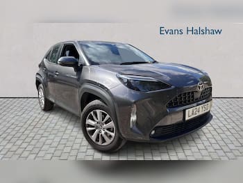 Used Toyota Yaris Cross 2024 for sale - 79648901: Photo