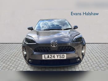 Used Toyota Yaris Cross 2024 for sale - 79648901: Photo