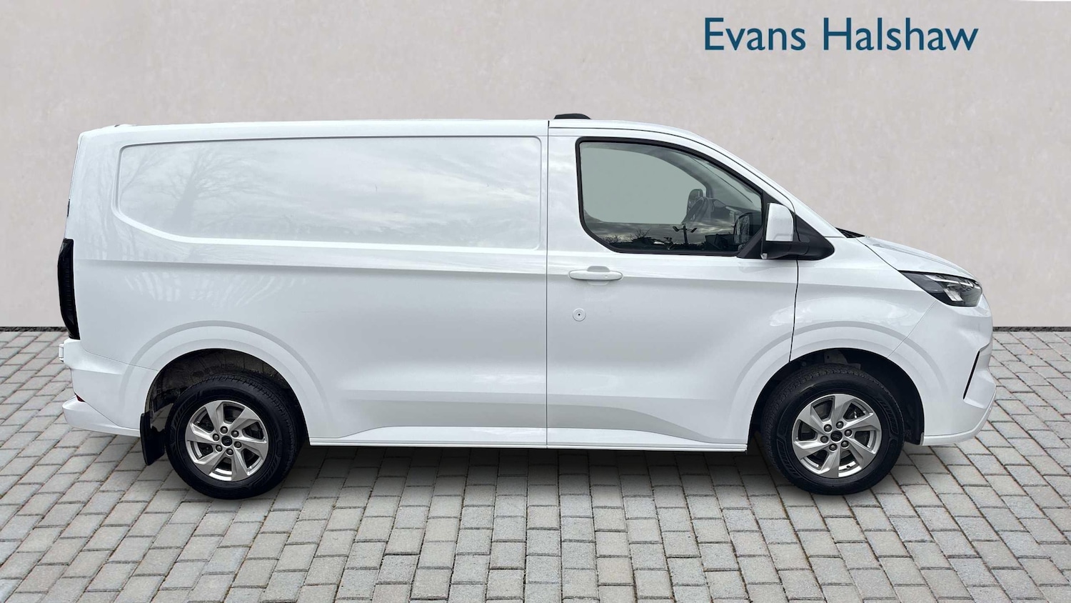 Used Ford Transit Custom 2024 for sale - 77628203: Photo 4