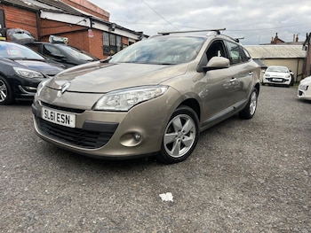 Used Renault Megane 2011 for sale - 76159094: Photo