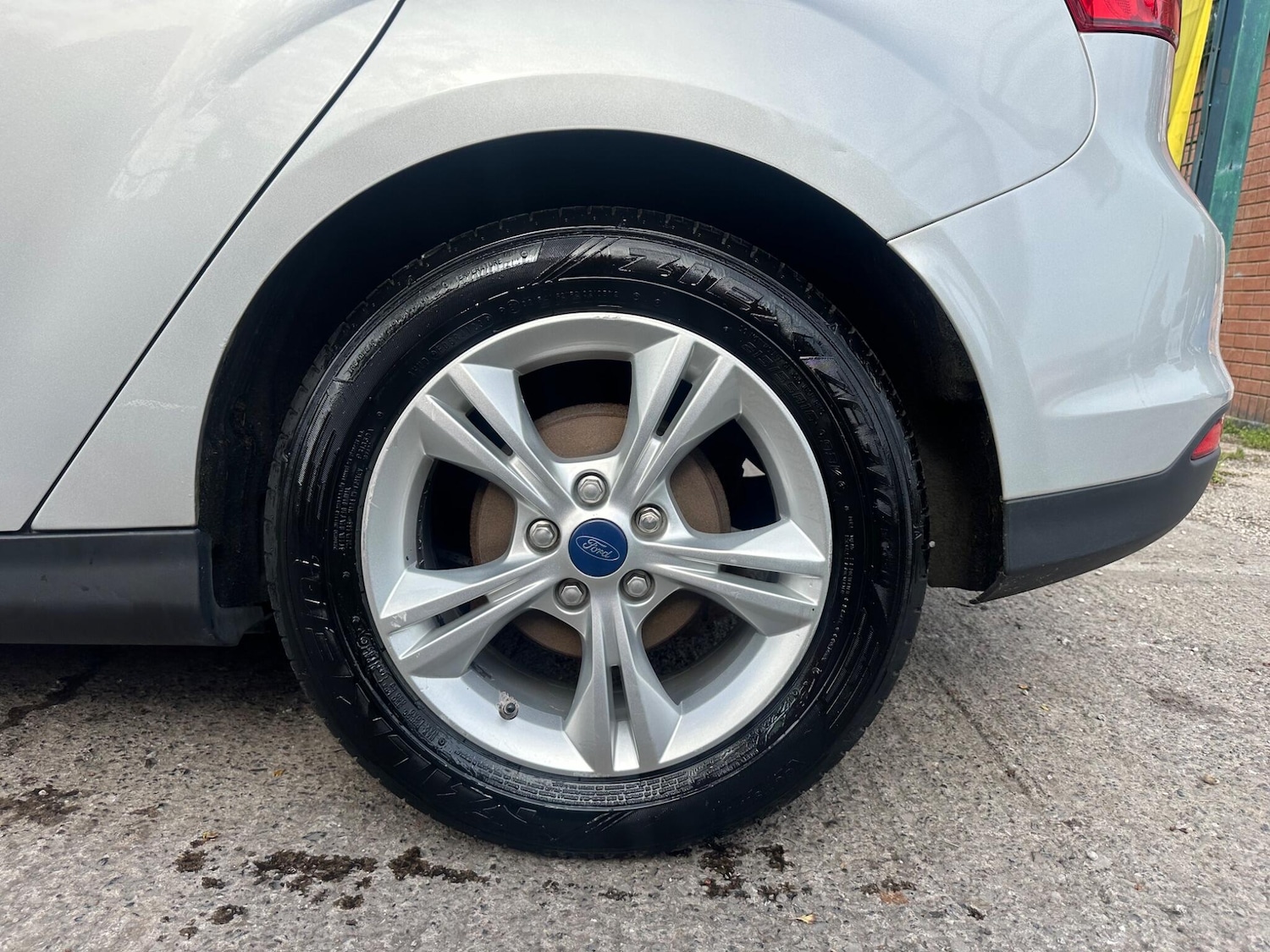 Used Ford Focus 2011 for sale - 76188886: Photo 11