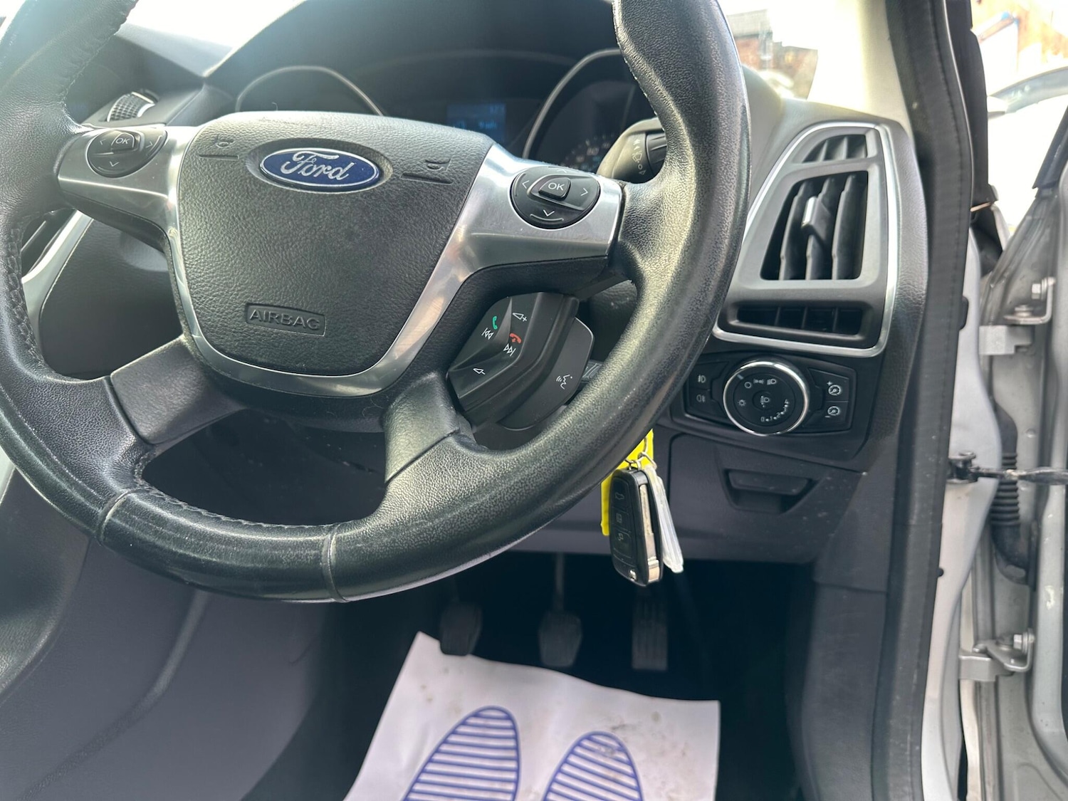 Used Ford Focus 2011 for sale - 76188886: Photo 17