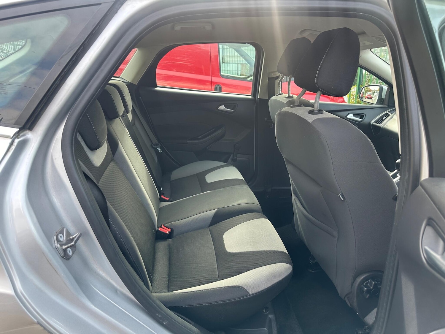 Used Ford Focus 2011 for sale - 76188886: Photo 19