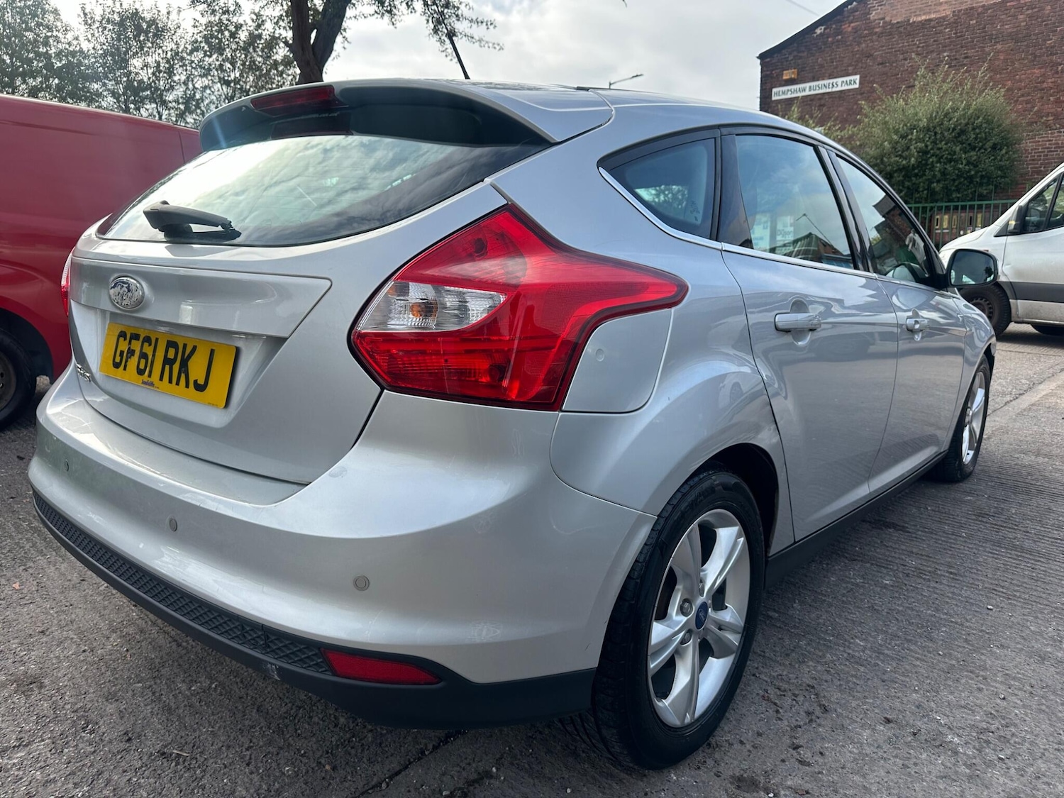 Used Ford Focus 2011 for sale - 76188886: Photo 4