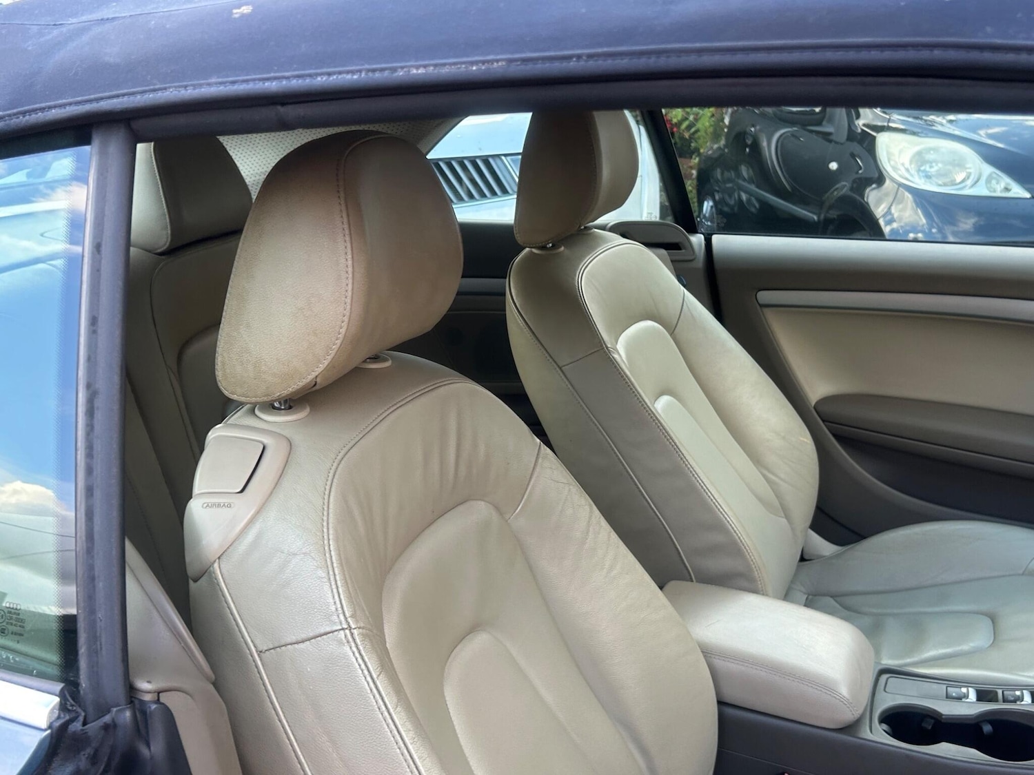 Used Audi A5 Cabriolet 2009 for sale - 76159139: Photo 19