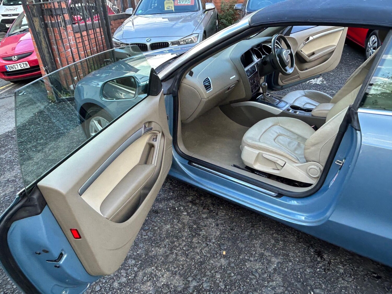 Used Audi A5 Cabriolet 2009 for sale - 76159139: Photo 31