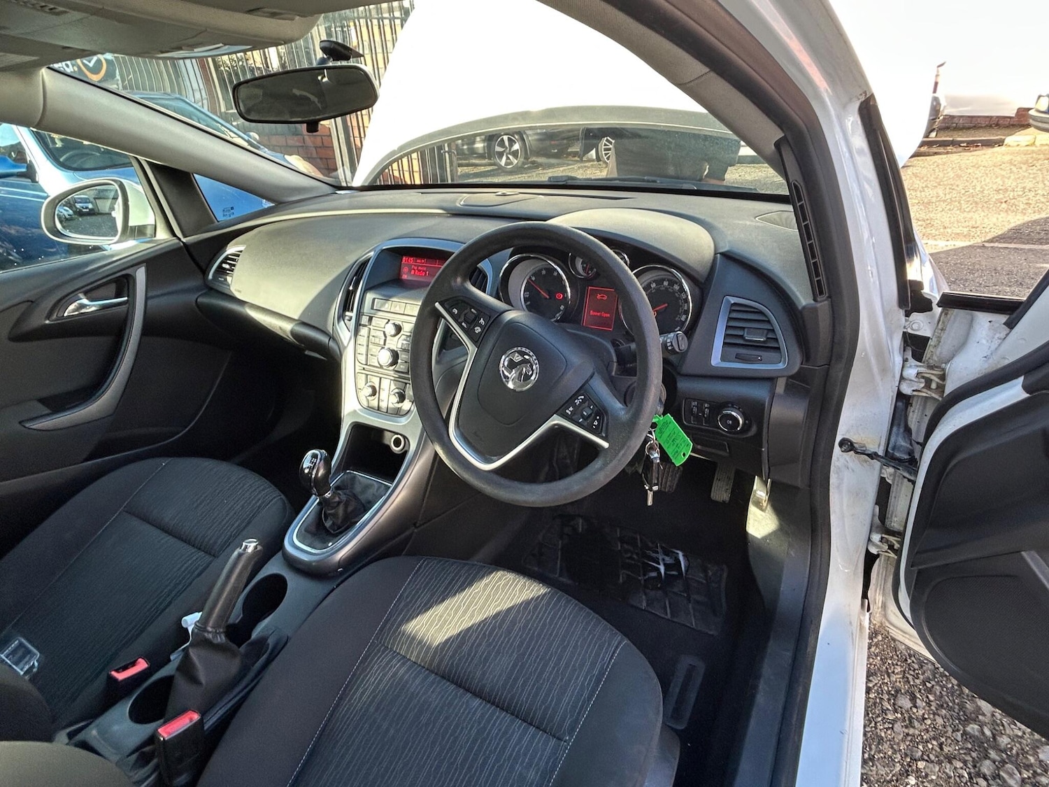 Used Vauxhall Astra 2015 for sale - 76952585: Photo 20