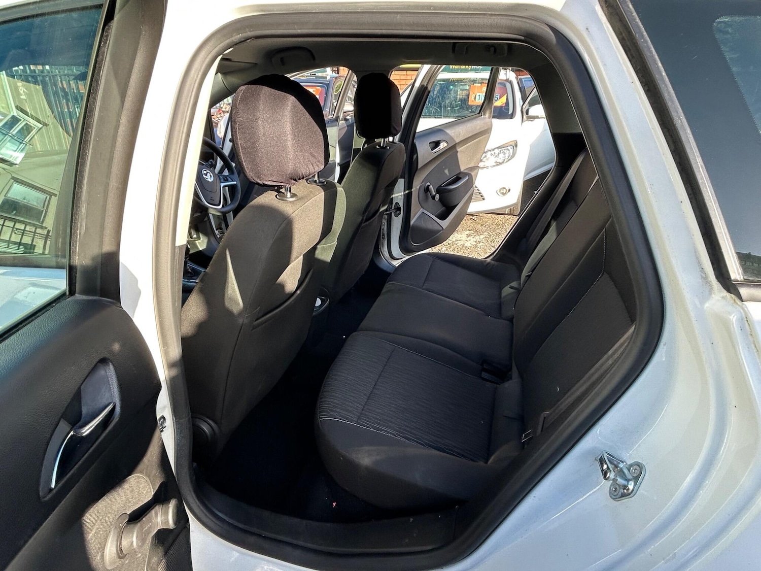 Used Vauxhall Astra 2015 for sale - 76952585: Photo 35