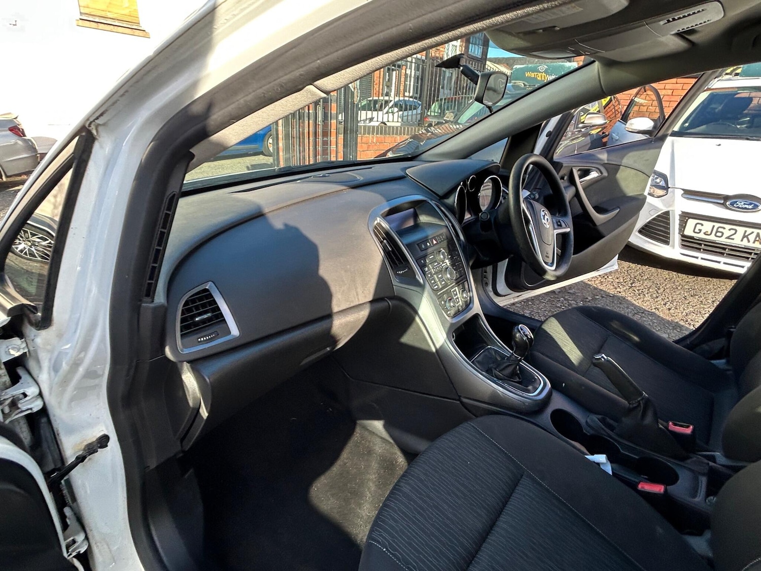 Used Vauxhall Astra 2015 for sale - 76952585: Photo 37