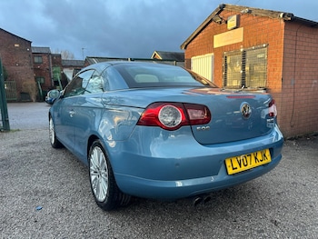 Used Volkswagen EOS 2007 for sale - 76728532: Photo