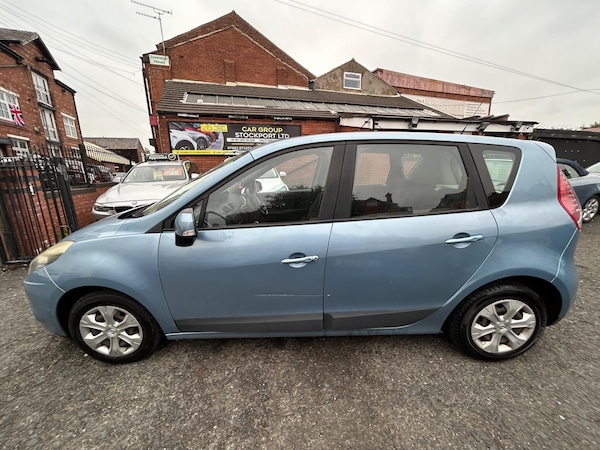 Used Renault Scenic 2010 for sale - 76259226: Photo 14