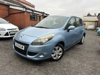Used Renault Scenic 2010 for sale - 76259226: Photo 2