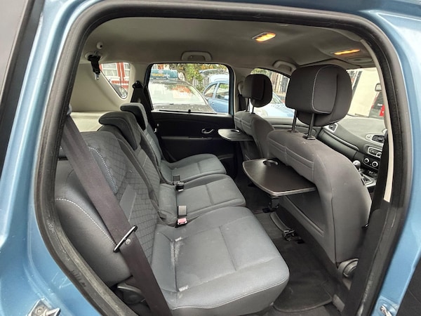 Used Renault Scenic 2010 for sale - 76259226: Photo 33