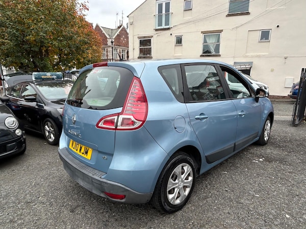 Used Renault Scenic 2010 for sale - 76259226: Photo 9