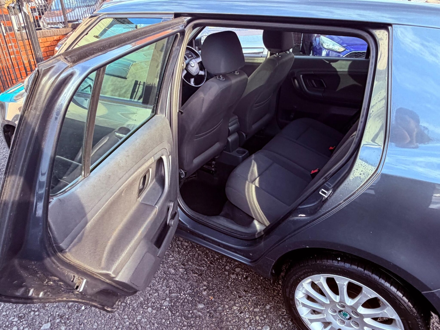 Used Skoda Fabia 2010 for sale - 76952863: Photo 30