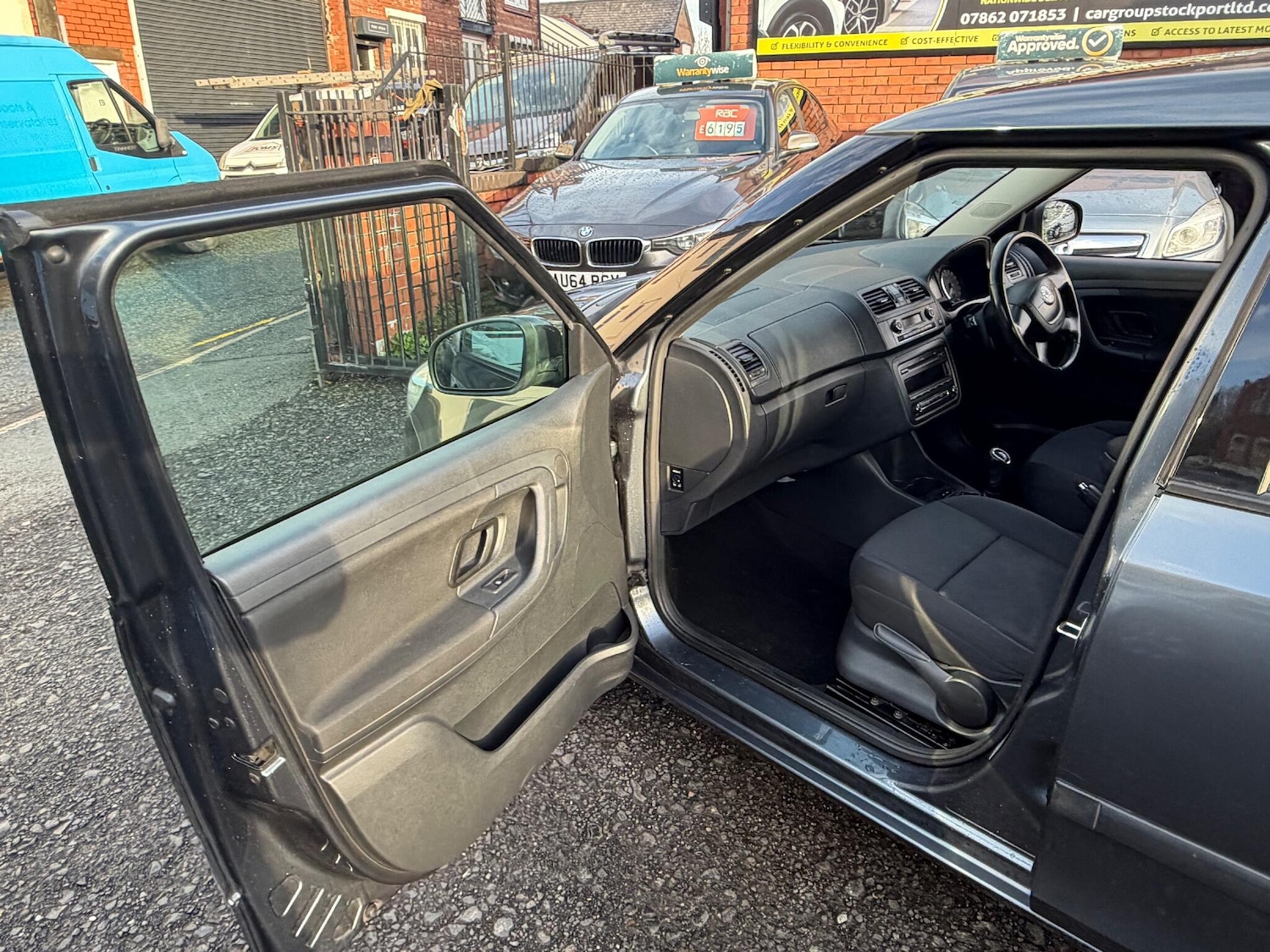 Used Skoda Fabia 2010 for sale - 76952863: Photo 34