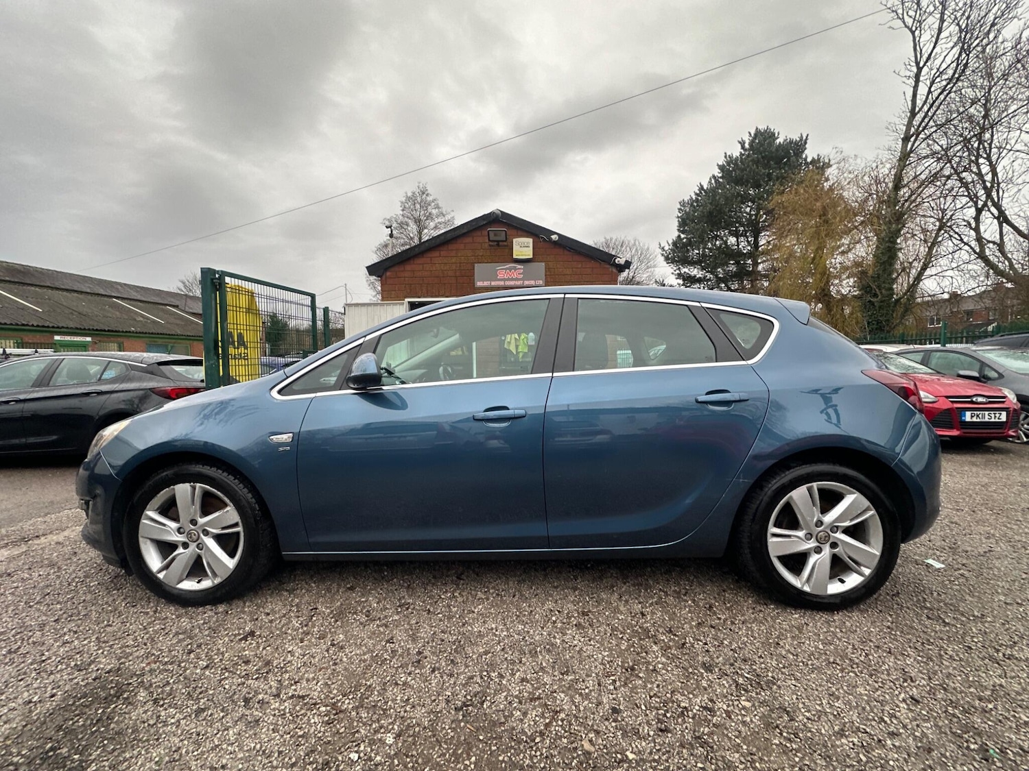 Used Vauxhall Astra 2013 for sale - 76994646: Photo 11