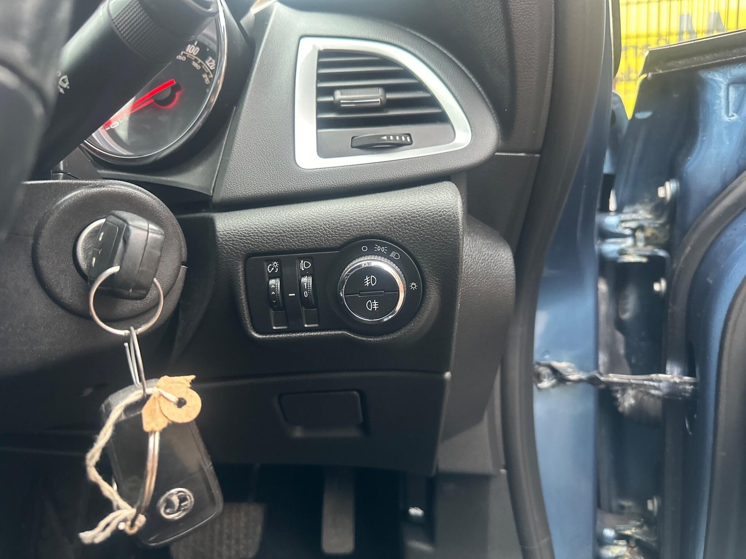 Used Vauxhall Astra 2013 for sale - 76994646: Photo 17