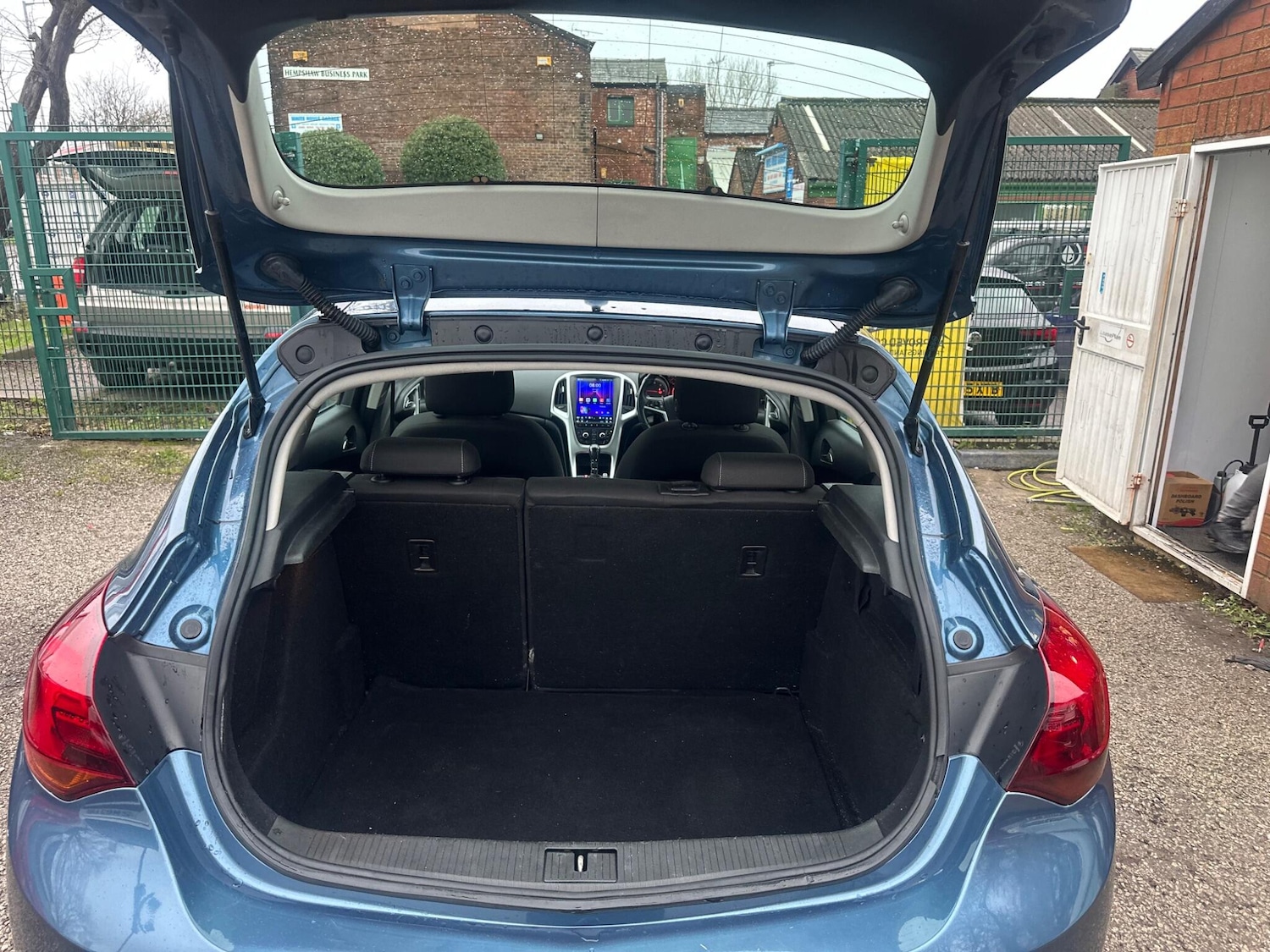 Used Vauxhall Astra 2013 for sale - 76994646: Photo 25