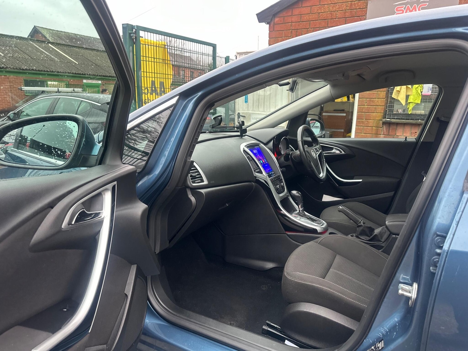 Used Vauxhall Astra 2013 for sale - 76994646: Photo 28