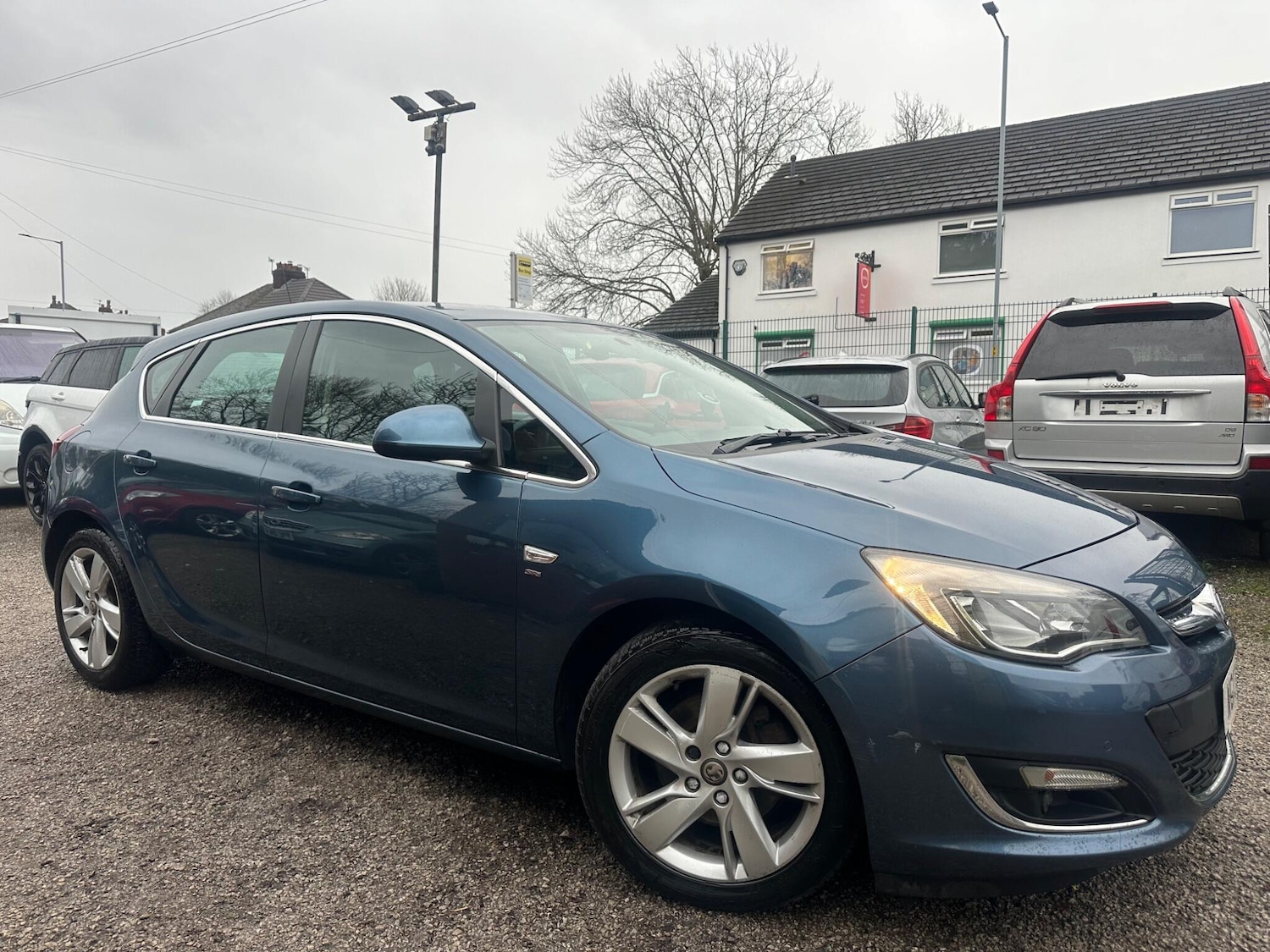 Used Vauxhall Astra 2013 for sale - 76994646: Photo 3