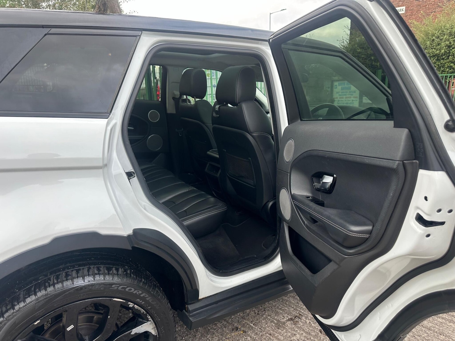 Used Land Rover Range Rover Evoque 2013 for sale - 76952641: Photo 23