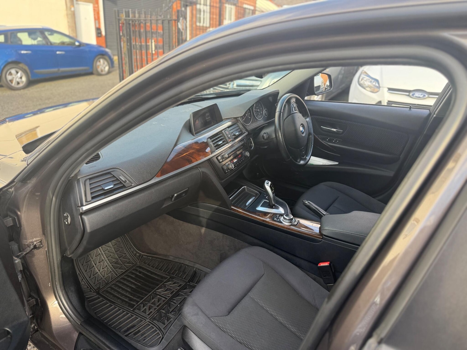 Used BMW 3 Series 2014 for sale - 76953391: Photo 11