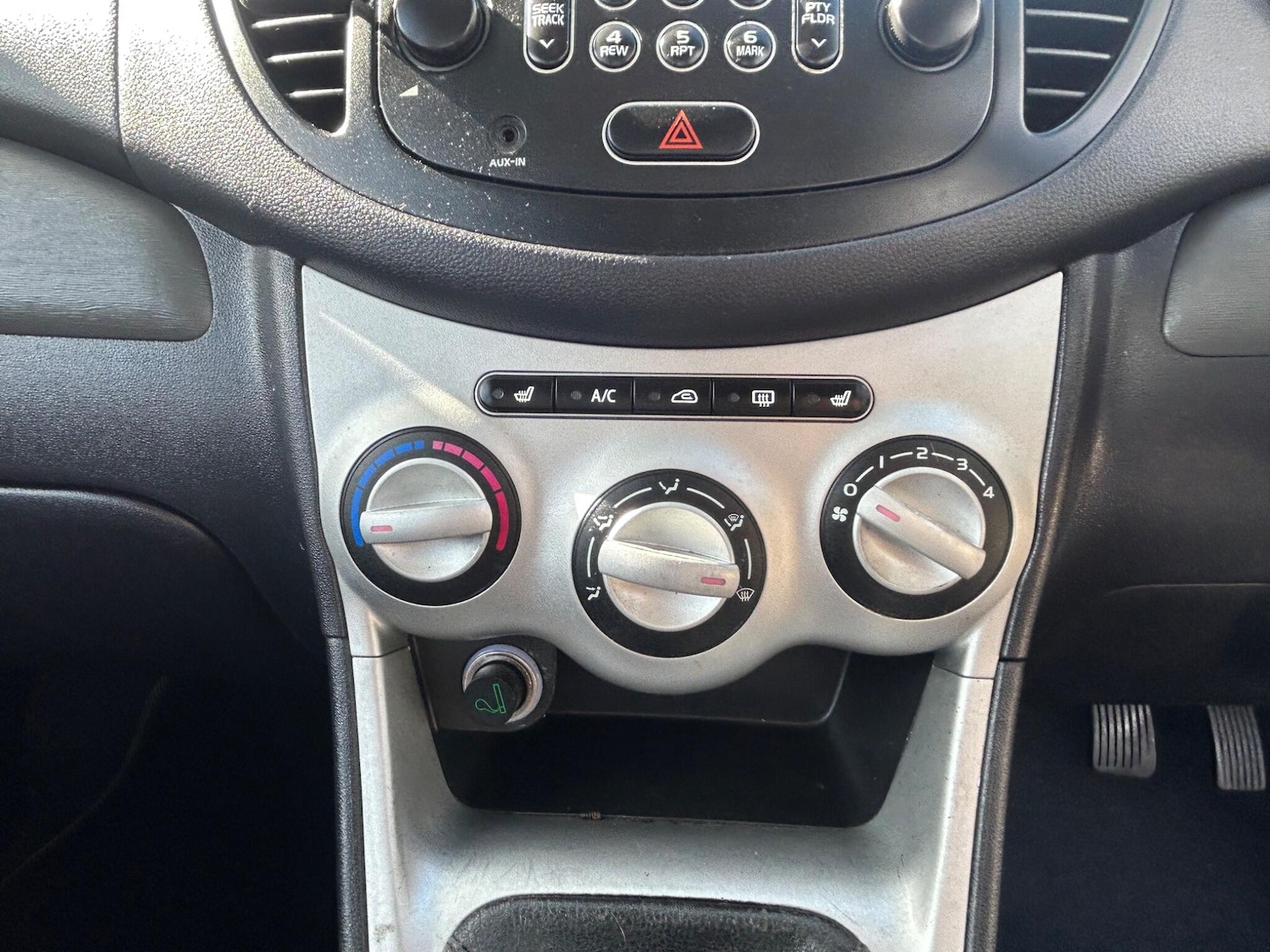 Used Hyundai i10 2008 for sale - 76953097: Photo 28