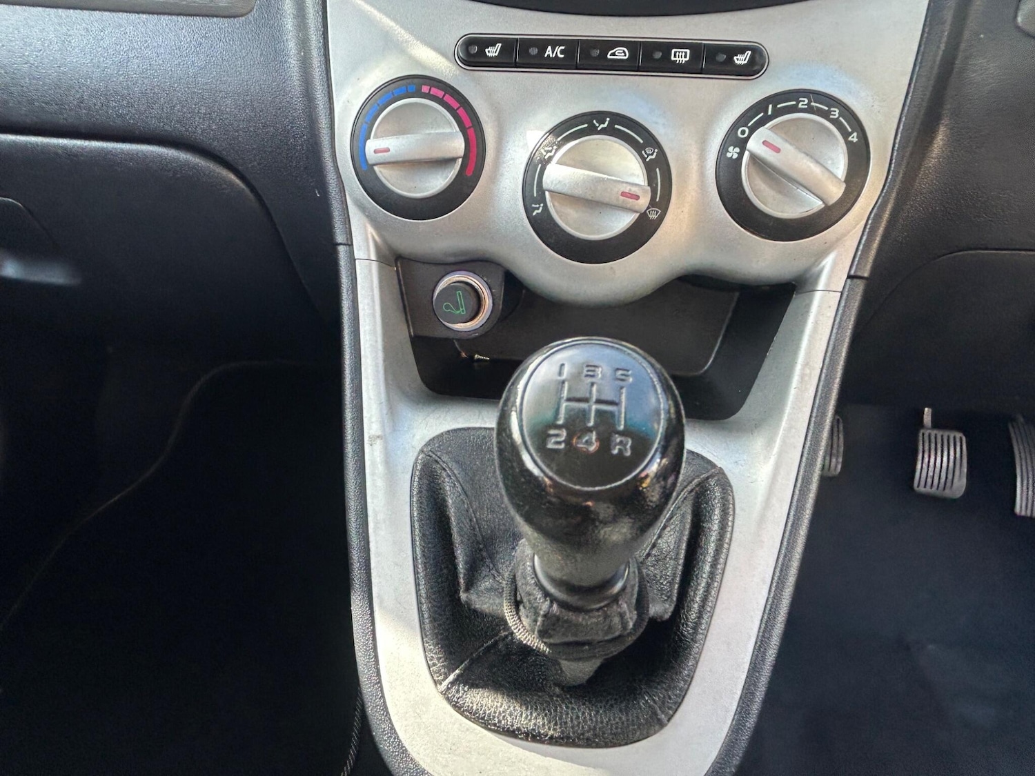 Used Hyundai i10 2008 for sale - 76953097: Photo 29