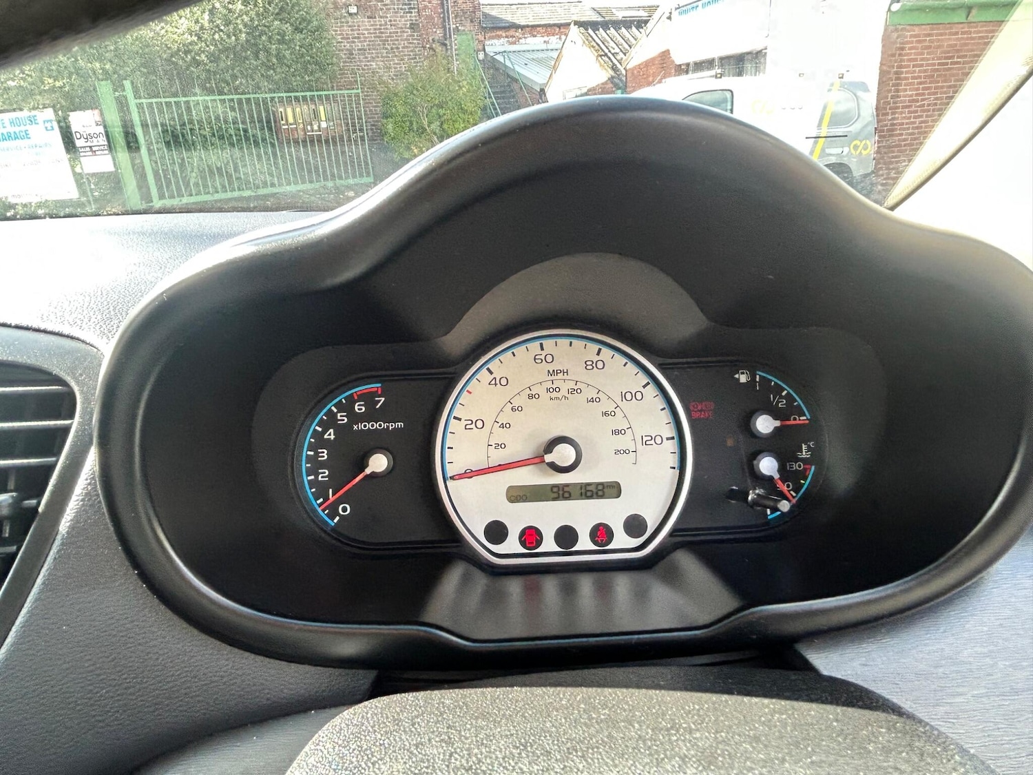 Used Hyundai i10 2008 for sale - 76953097: Photo 30