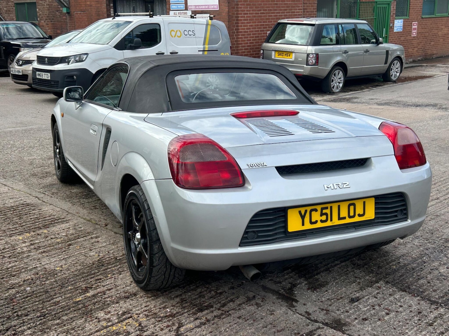 Used Toyota MR2 2002 for sale - 76158982: Photo 14