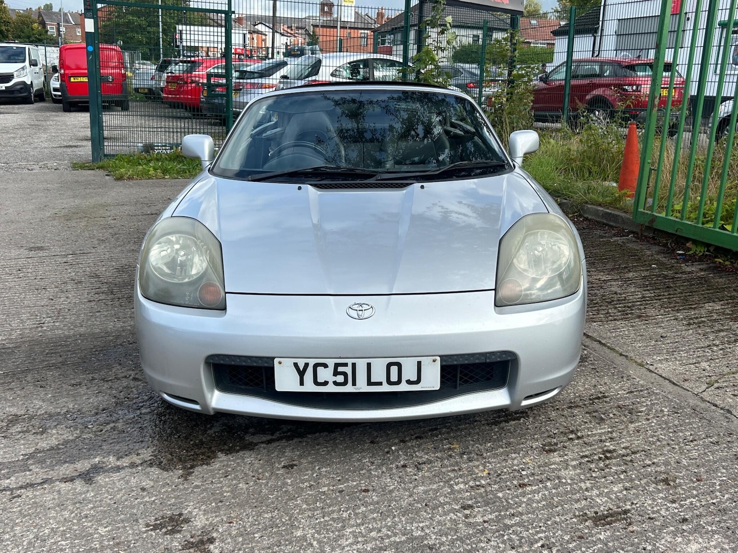 Used Toyota MR2 2002 for sale - 76158982: Photo 18
